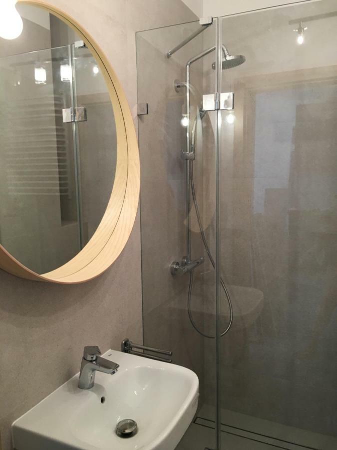 Shoq Studio Nice Apartment With Private Parking Краков Экстерьер фото